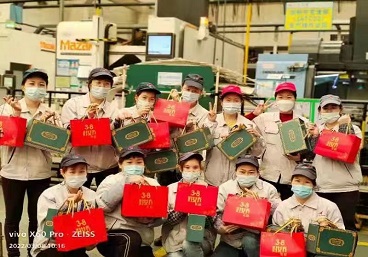 美(měi)麗(lì)節(jié)日(rì)  情(qíng)暖(nuǎn)三八